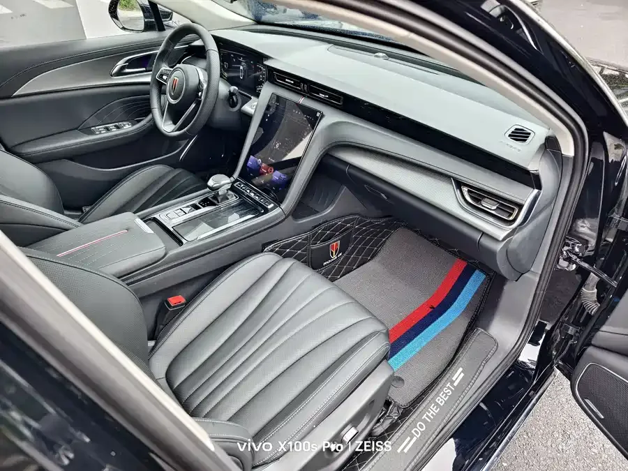 Hongqi H5 Hongqi H5 2024 1.5T DCT Zhilian Qiyun Edition 2024 — миниатюра 3