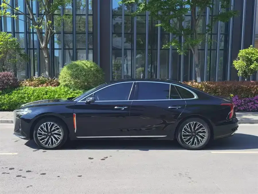 Hongqi H5 Hongqi H5 2024 2.0T Automatic Intelligent Connection Flagship Chang Edition 2023 — миниатюра 3
