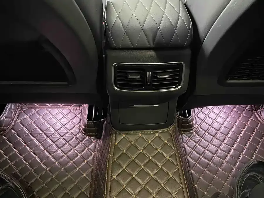 Hongqi HS5 Hongqi HS5 2022 facelift 2.0T Zhilian Qixiang Edition 2023 — миниатюра 5