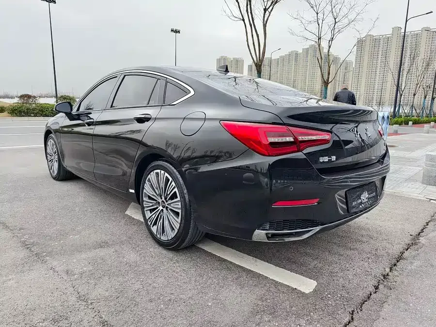 Hongqi H5 Hongqi H5 2022 Classic 1.5T DCT Flagship Edition 2022 — миниатюра 3