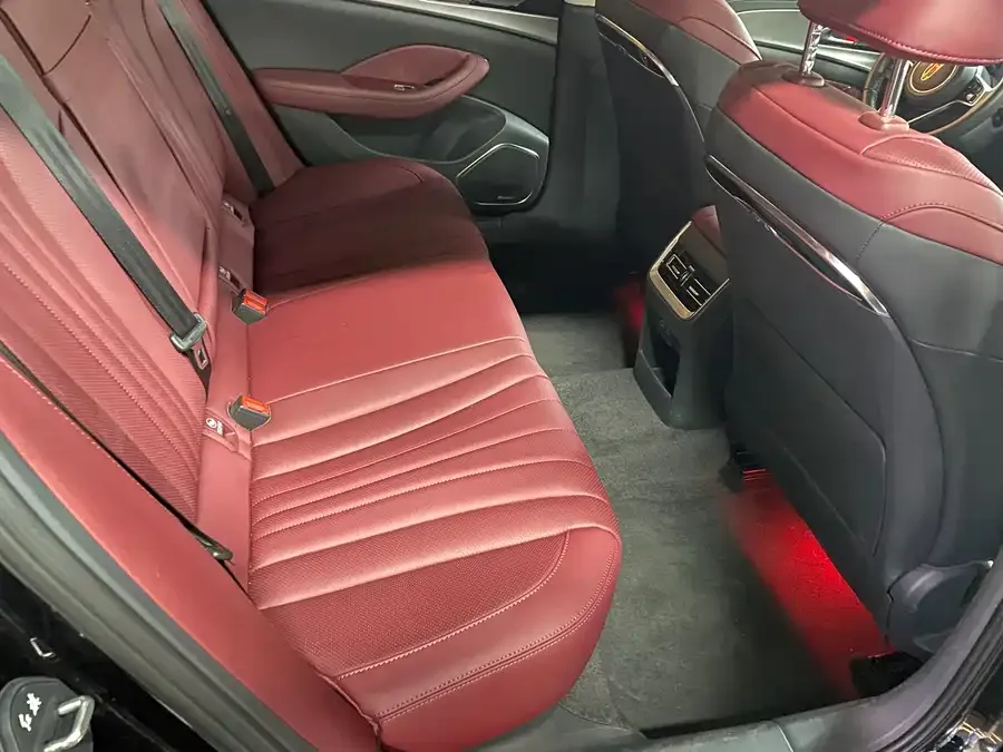 Hongqi H5 Hongqi H5 2023 2.0T Automatic Intelligent Connected Flag Edition 2022 — миниатюра 3