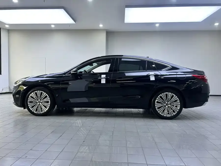 Hongqi H5 Hongqi H5 2022 Classic 1.5T DCT Flagship Edition 2023 — миниатюра 3