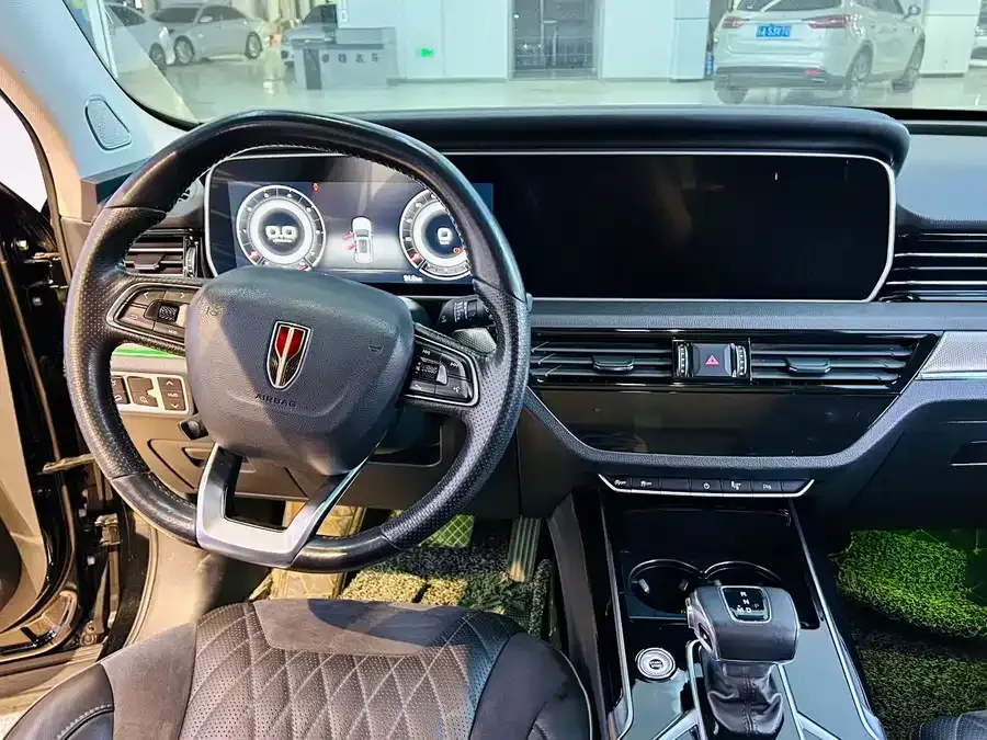Hongqi HS5 Hongqi HS5 2022 facelift 2.0T Zhilian Qixiang four-wheel drive version 2023 — миниатюра 3