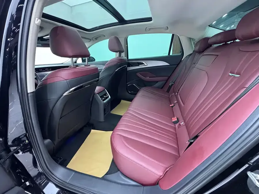 Hongqi H5 Hongqi H5 2024 1.5T DCT Zhilian Qiyun Edition 2024 — миниатюра 4