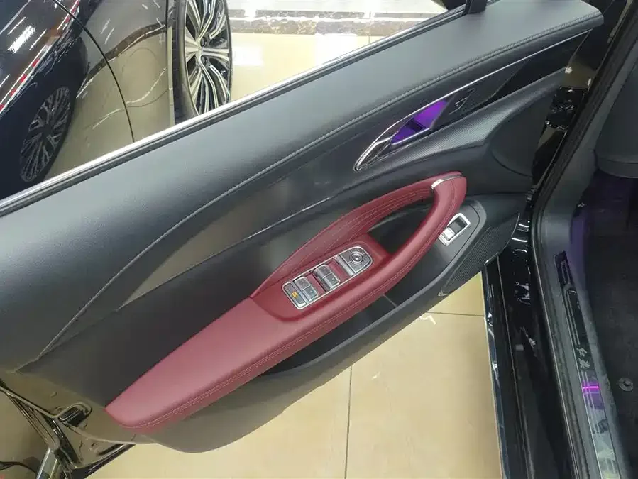 Hongqi H5 Hongqi H5 2023 2.0T Automatic Intelligent Connection Flagship Chang Edition 2023 — миниатюра 4