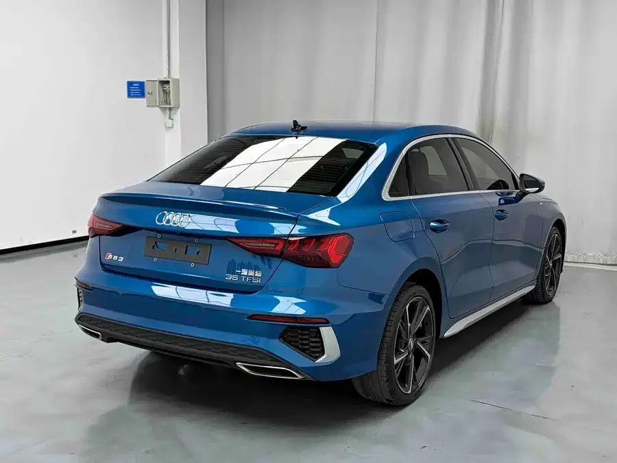 Audi A3 2022 A3L Limousine 35 TFSI Fashion Sports 2022 — миниатюра 4