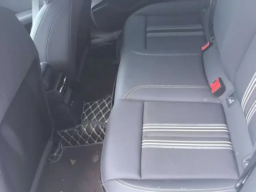 Audi A3 2022 A3L Limousine 35 TFSI Fashion Sports 2022 — миниатюра 2