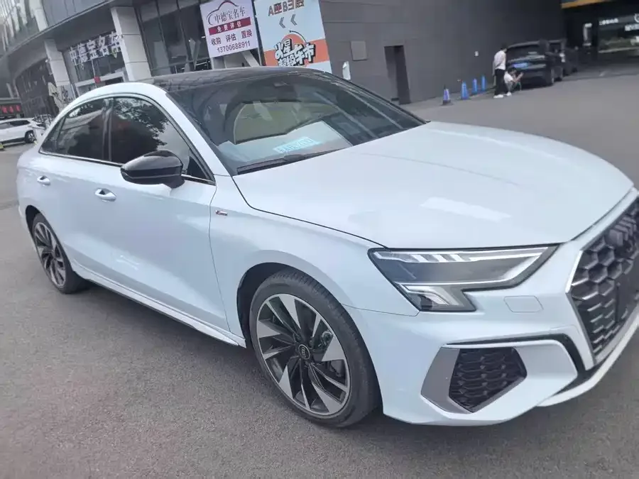 Audi A3 2022 A3L Limousine 35 TFSI Fashion Sports 2022 — миниатюра 3