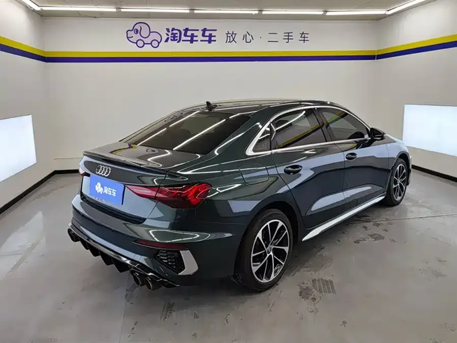 Audi A3 2021 A3L Limousine 35 TFSI aggressive and sporty 2022 — миниатюра 3