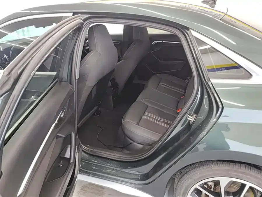 Audi A3 2021 A3L Limousine 35 TFSI aggressive and sporty 2022 — миниатюра 5