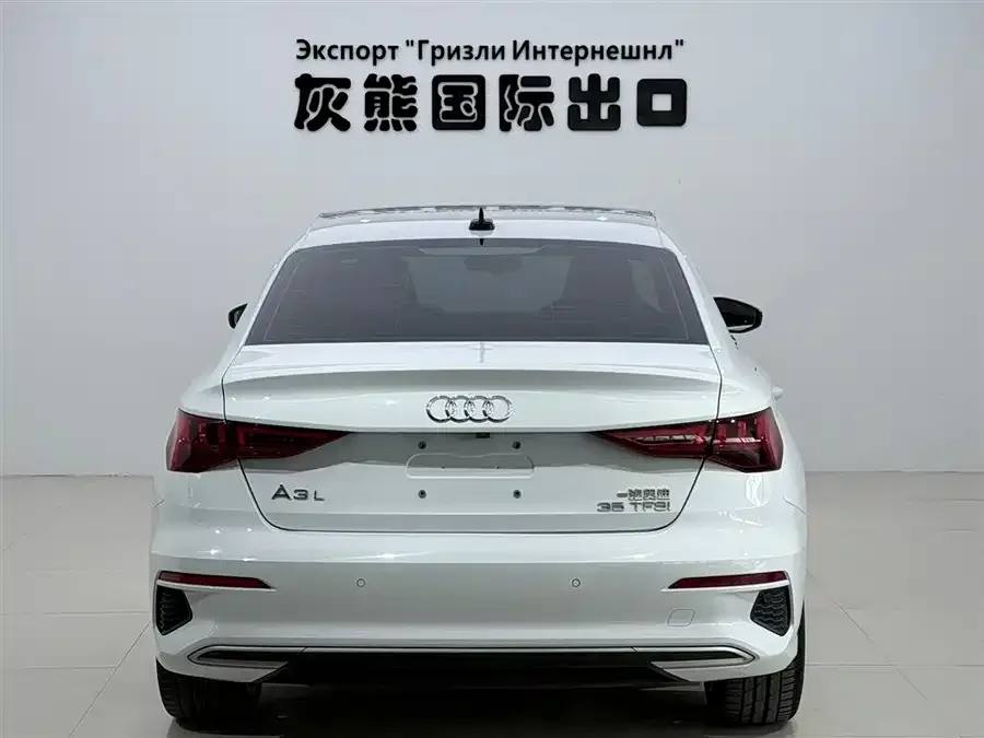 Audi A3 2021 A3L Limousine 35 TFSI Fashionable and Elegant 2022 — миниатюра 2