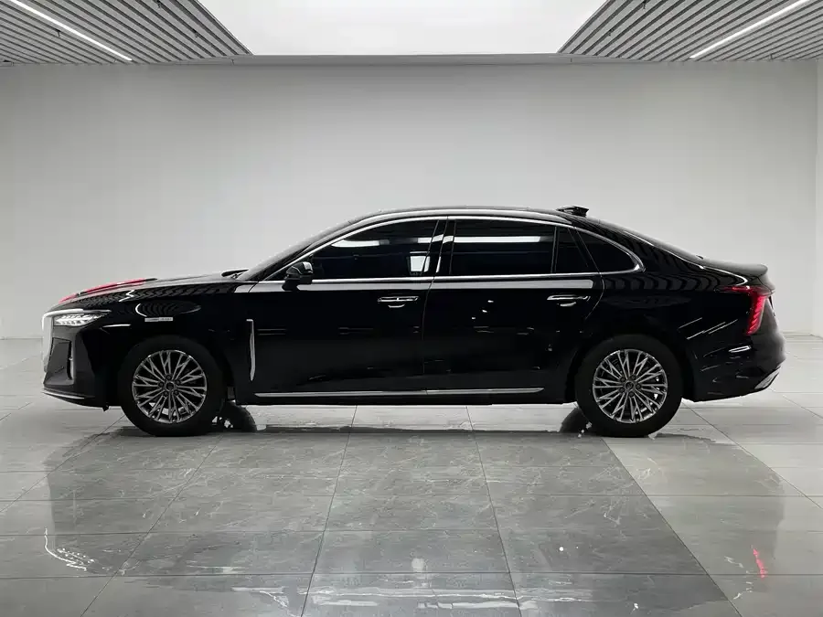 Hongqi H5 Hongqi H5 2025 1.5T DCT Flagship Edition 2026 — миниатюра 4