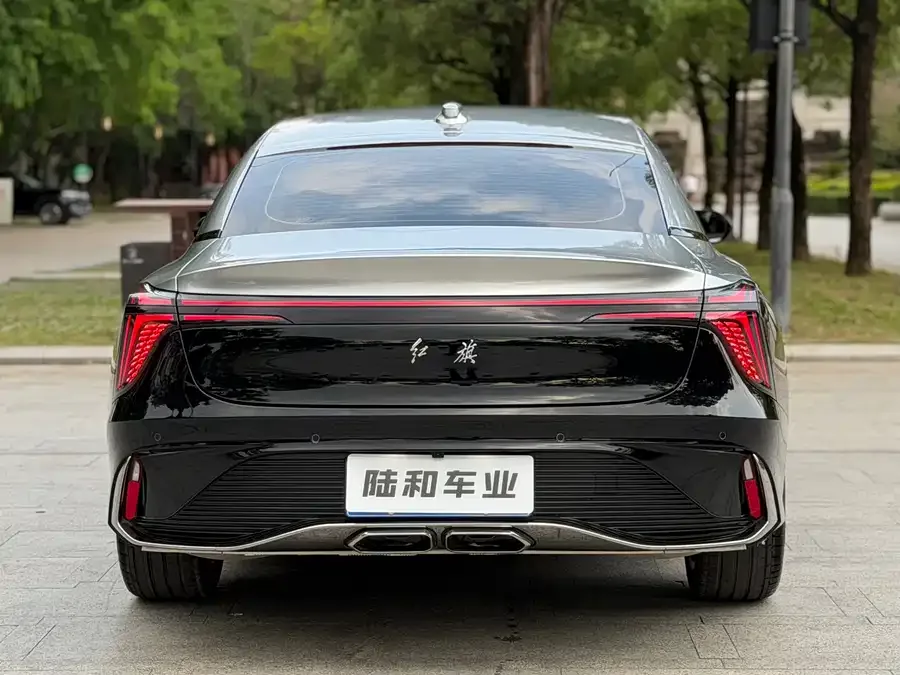 Hongqi H6 Hongqi H6 2025 2.0T Luxury Edition 2025 — миниатюра 2