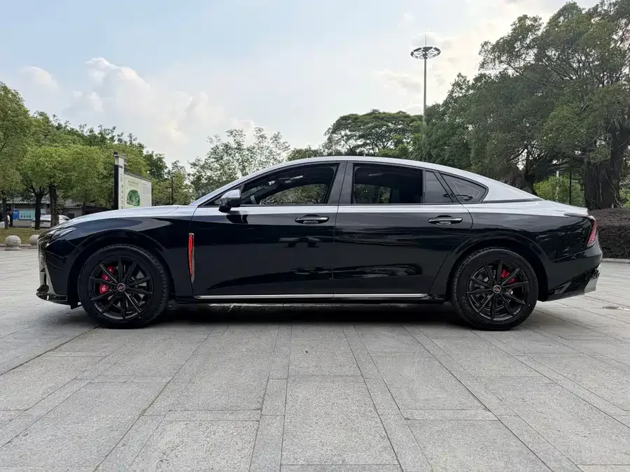 Hongqi H6 Hongqi H6 2025 2.0T Luxury Edition 2025 — миниатюра 4