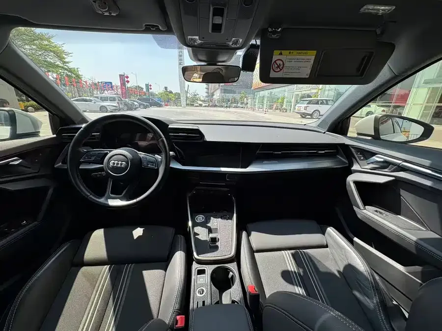 Audi A3 2022 A3L Limousine 35 TFSI Fashion Sports 2022 — миниатюра 4