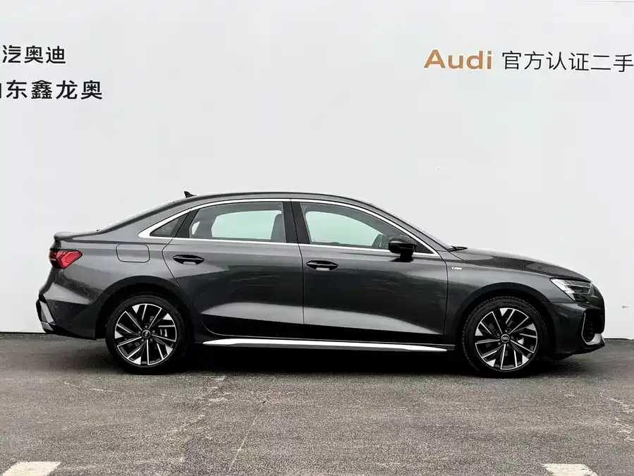 Audi A3 2026 A3L Limousine 35TFSI Flying Spur Enjoyment Edition 2026 — миниатюра 4