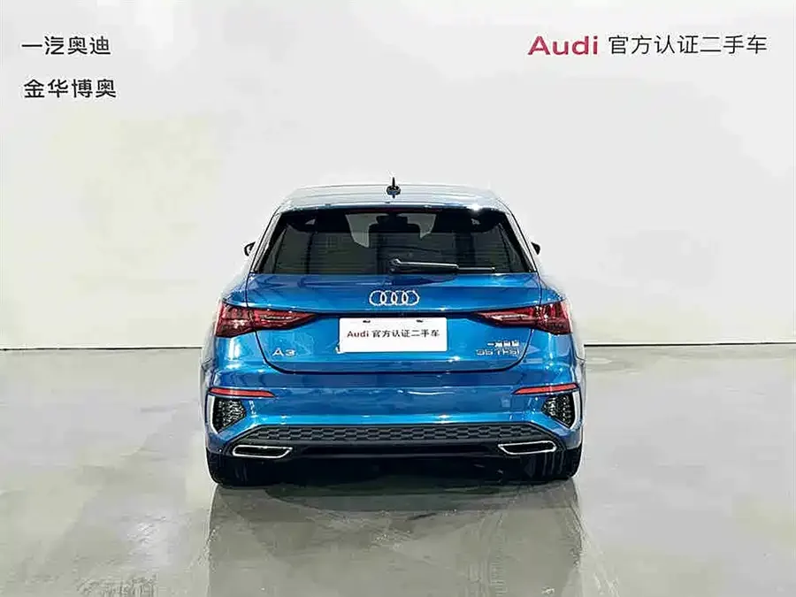 Audi A3 2022 Sportback 35 TFSI stylish and sporty 2022 — миниатюра 2