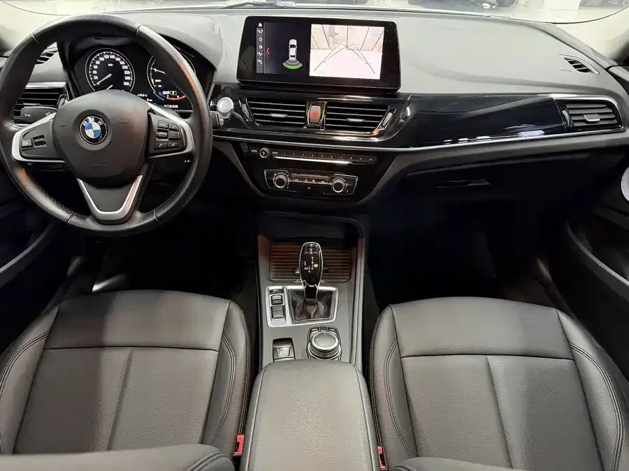 BMW 1 series BMW 1 Series 2023 120i M Sport 2023 — миниатюра 5
