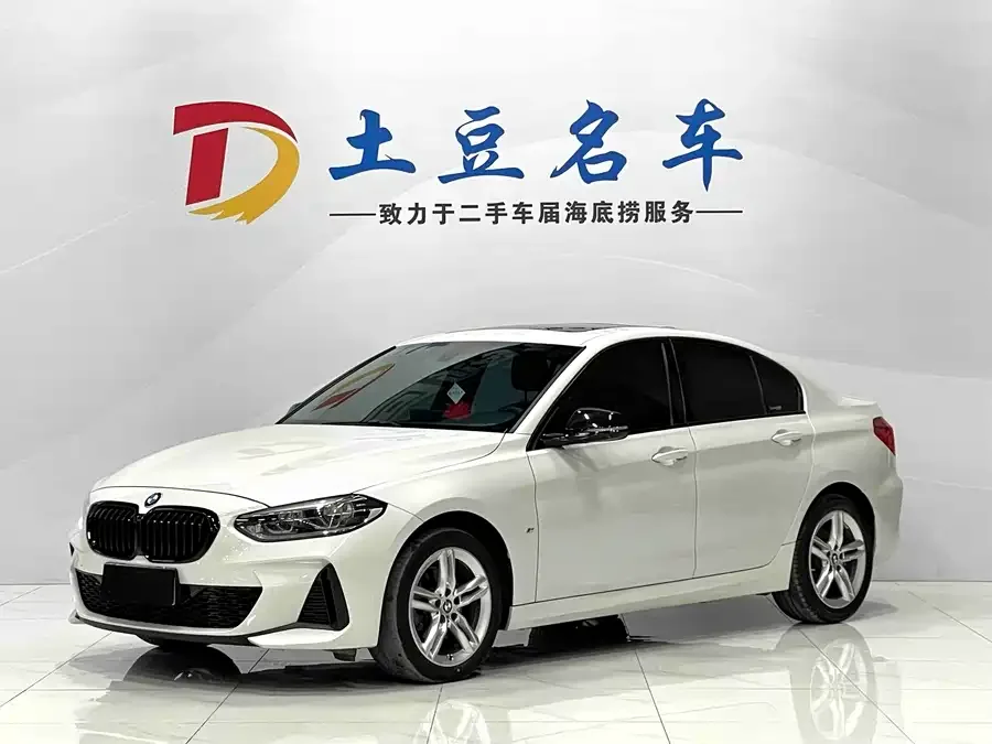 BMW 1 series BMW 1 Series 2021 120i M Sport Night Edition 2022 — фото 1, купить с доставкой в Москву