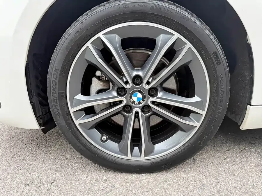 BMW 1 series BMW 1 Series 2023 120i M Sport 2023 — миниатюра 5