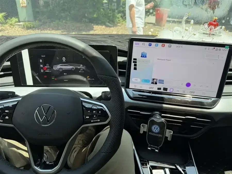 Volkswagen Lamando 2026 Lingdu Lingdu L 300TSI Lingfeng Edition 2025 — миниатюра 2