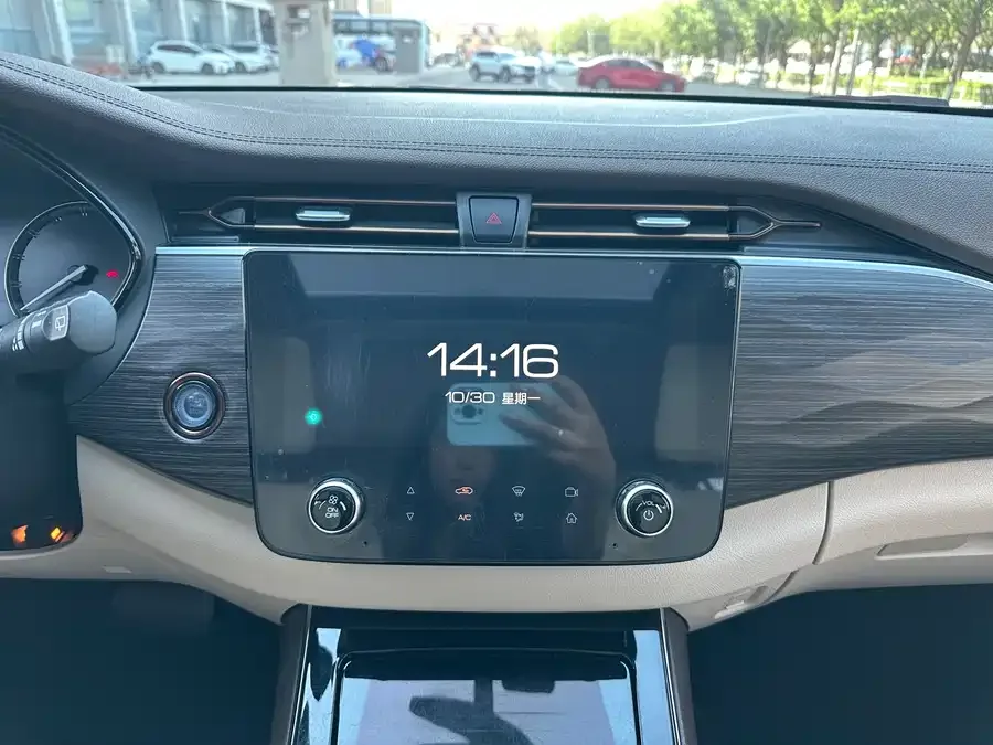 Dongfeng Paladin Paladin 2024 2.0T 4WD Premium Edition 2024 — миниатюра 4