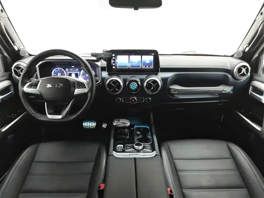 BAIC BJ40 Beijing Off-road BJ40 2024 2.0D Blade Hero Glory Edition 2024 — миниатюра 2