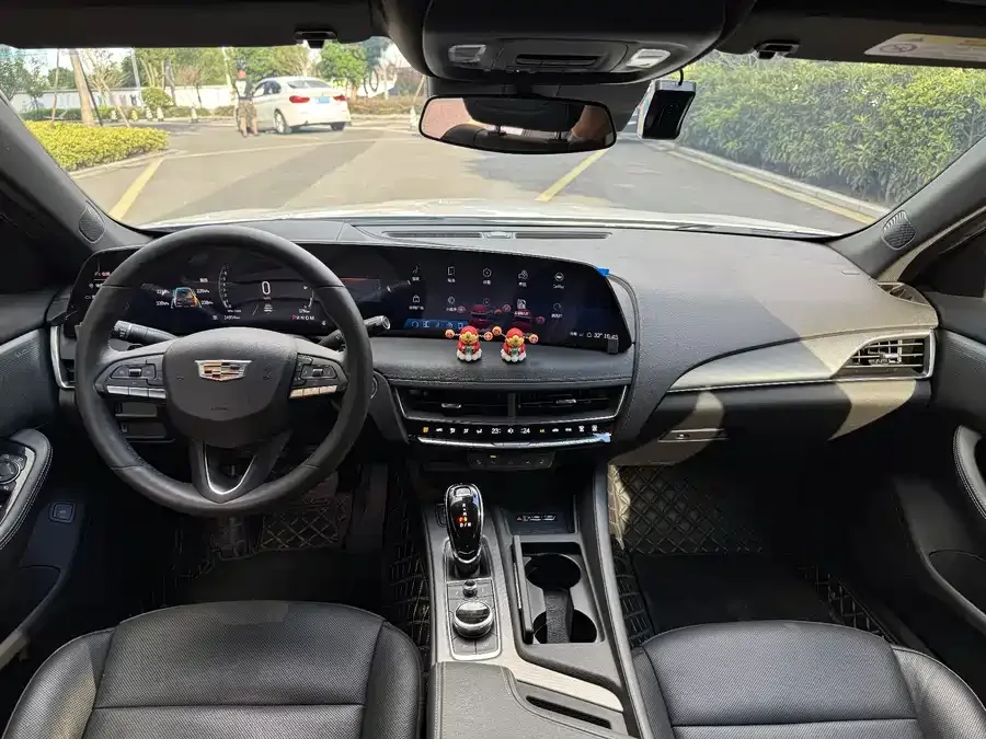 Cadillac CT5 2024 28T Luxury Pro 2024 — миниатюра 2