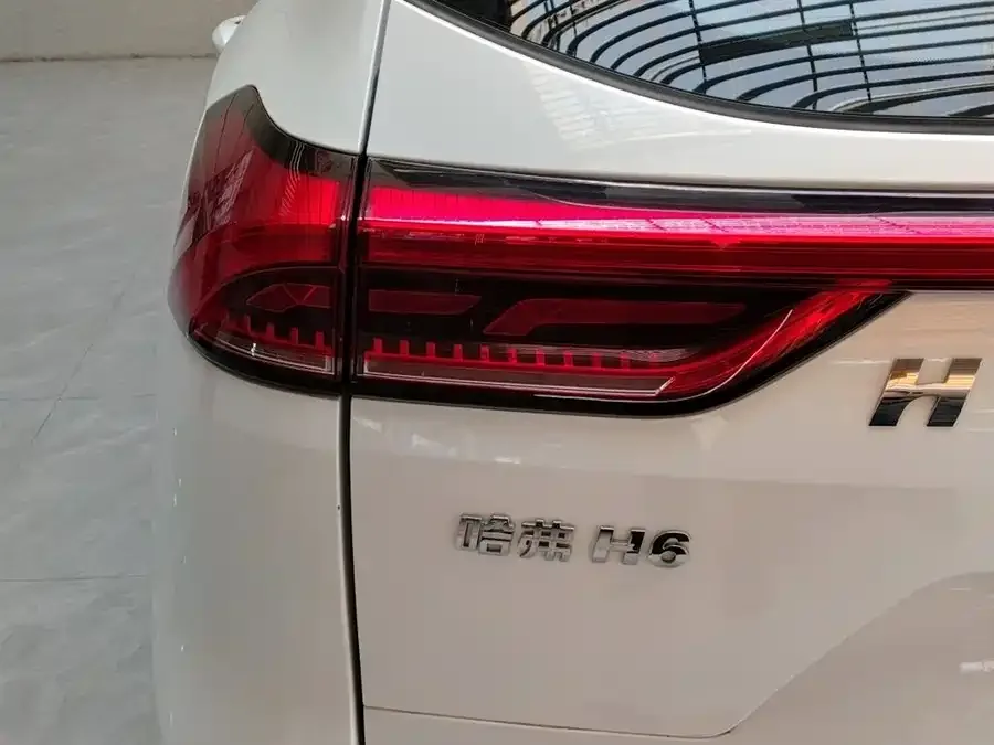 Haval H6 Haval H6 2023 National Fashion Edition 1.5T Automatic Urban Edition 2023 — миниатюра 2