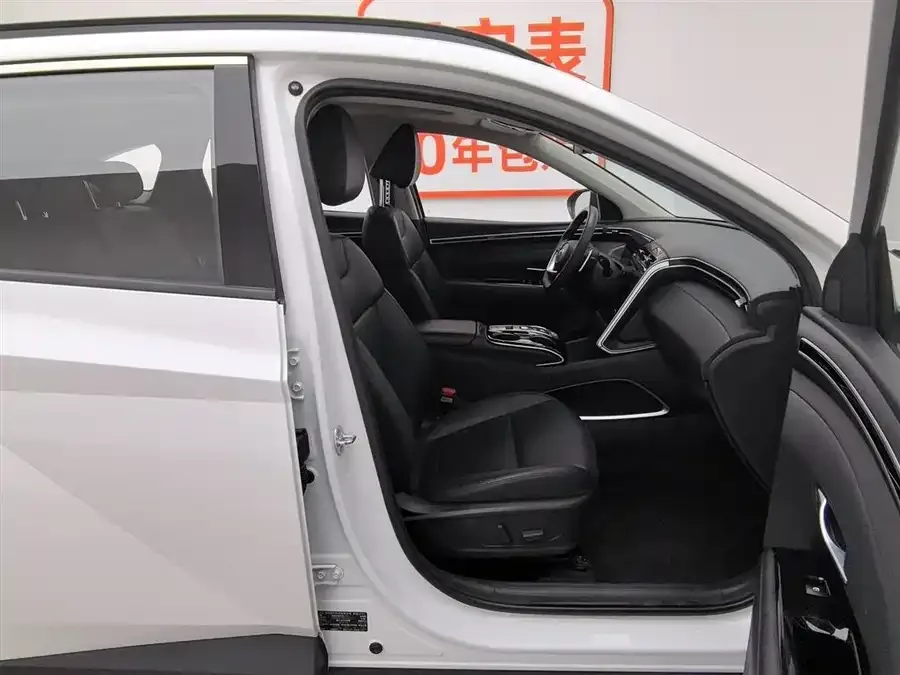 Hyundai Tucson L Tucson 2021 Tucson L 1.5T DCT LUX Premium Edition 2022 — миниатюра 3