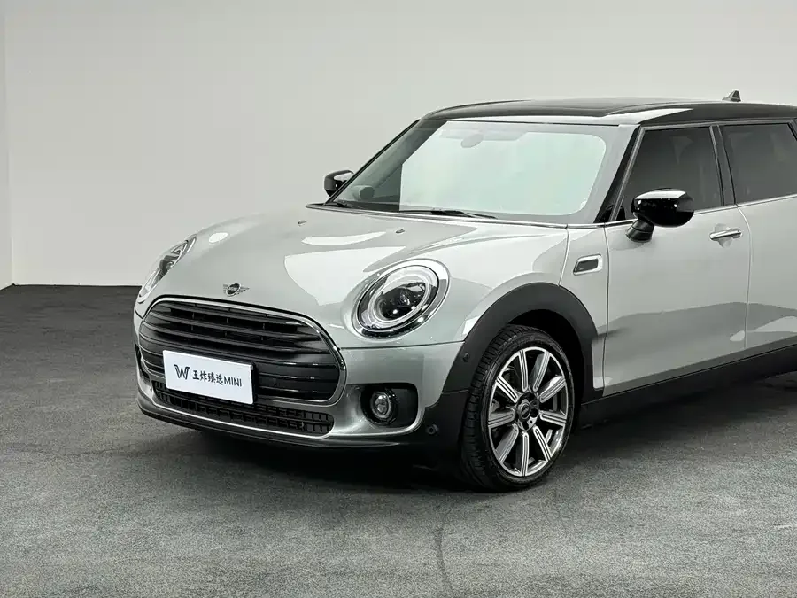 MINI CLUBMAN MINI CLUBMAN 2023 1.5T COOPER Connoisseur 2023 — миниатюра 2