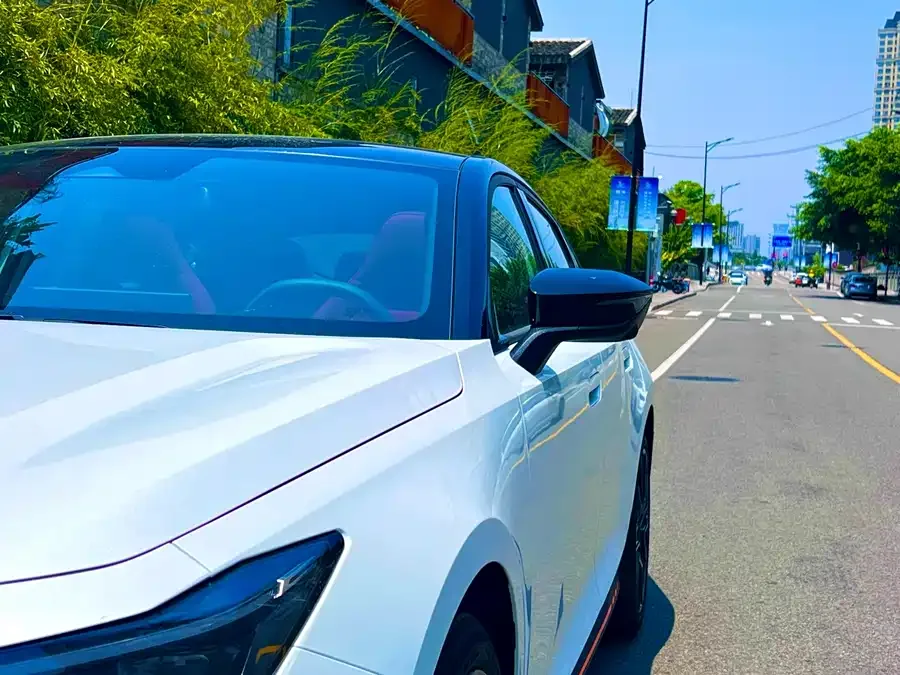 Changan UNI-V Changan UNI-V 2025 third-generation 2.0T JinQing model 2026 — миниатюра 2