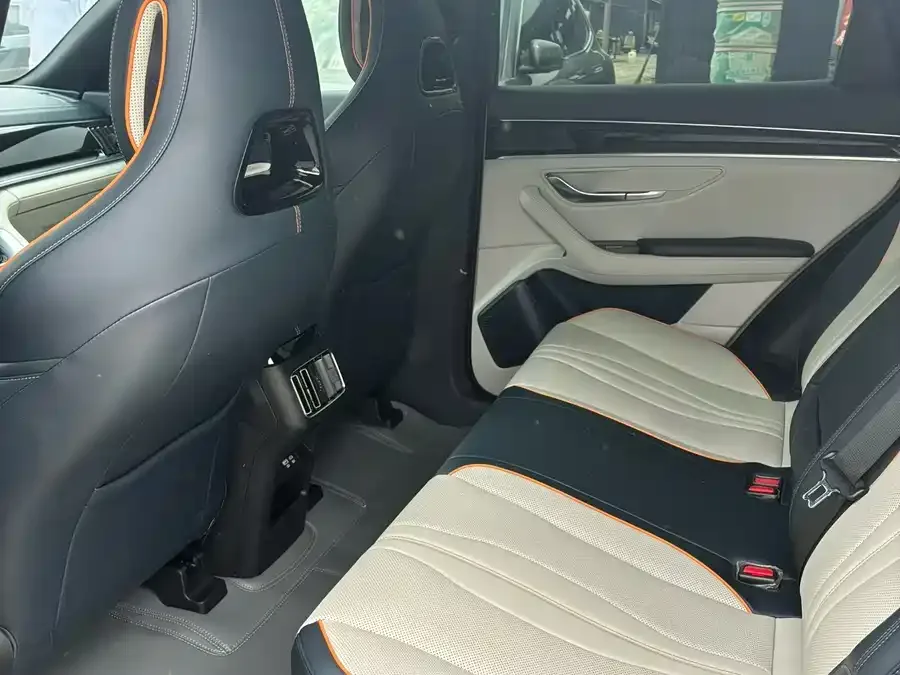 BYD Song PLUS New Energy Song PLUS New Energy 2023 Champion Edition DM-i 110KM Flagship 2024 — миниатюра 2