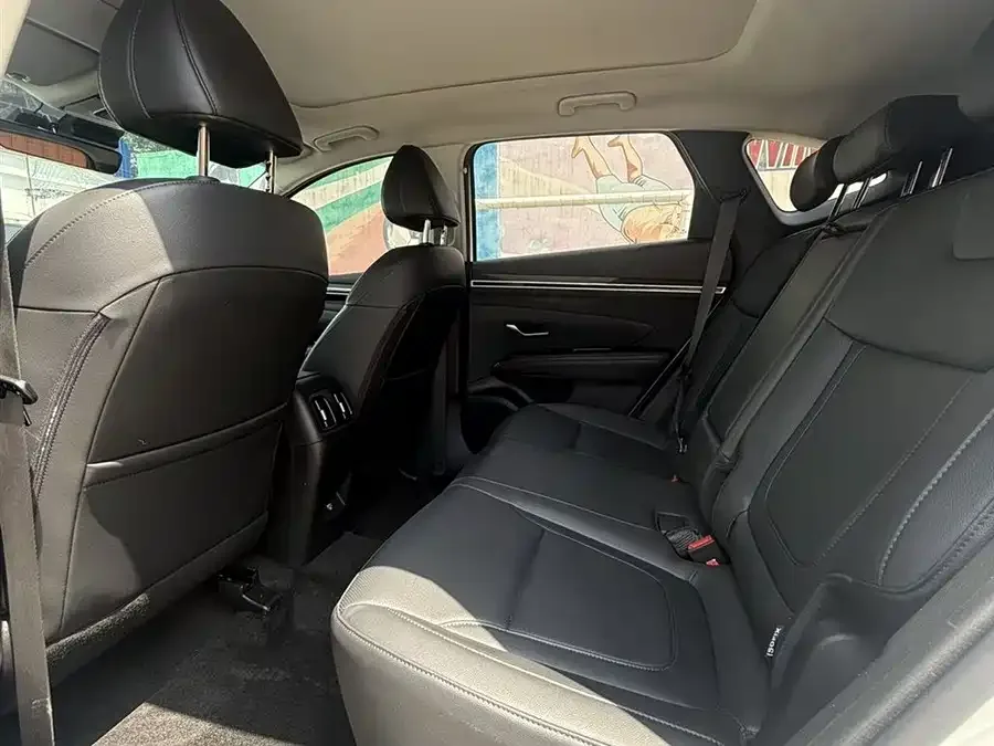 Hyundai Tucson L Tucson 2023 Tucson L 1.5T Automatic 2WD LUX Premium Edition 2024 — миниатюра 2