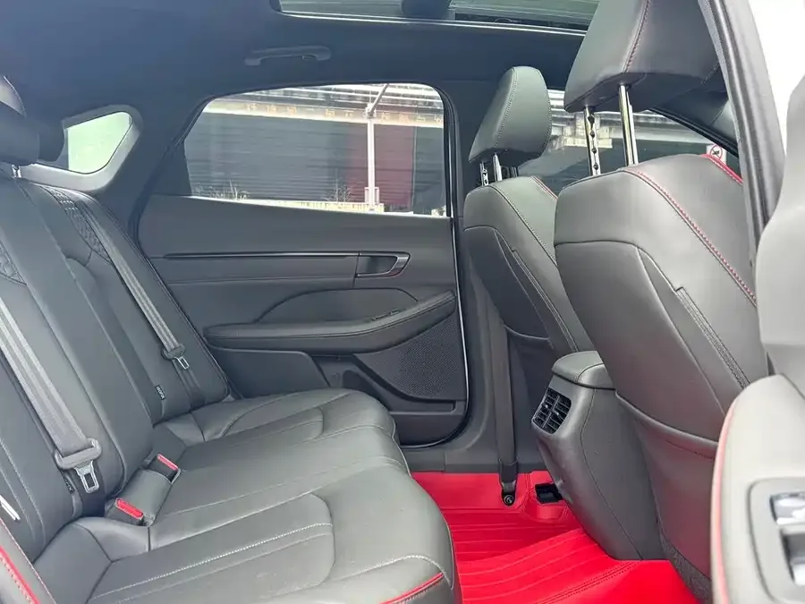 Hyundai Sonata 2022 Sonata 380TGDi Automatic 20th Anniversary Edition 2022 — миниатюра 4