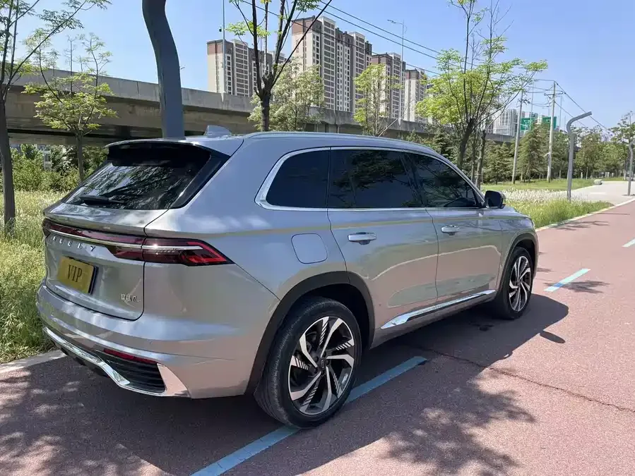 Geely Monjaro Xingyue L 2024 2.0TD High Power Automatic 2WD Skyline Edition 2024 — миниатюра 3