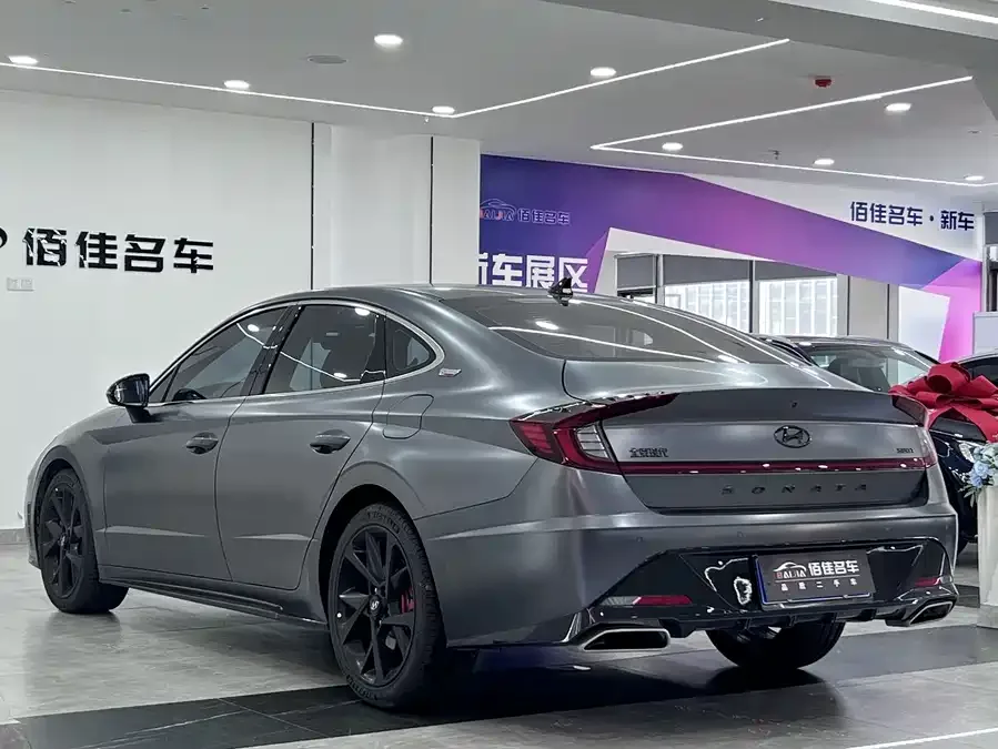 Hyundai Sonata 2022 Sonata 380TGDi Automatic 20th Anniversary Edition 2022 — миниатюра 4