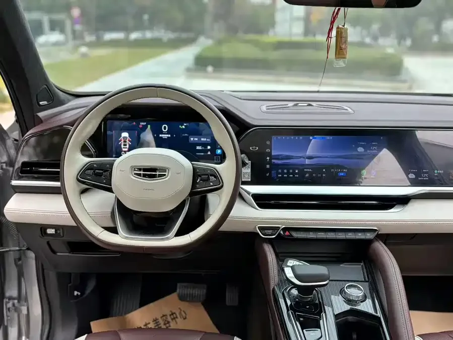Geely Monjaro Xingyue L 2021 2.0TD High-power Automatic 4WD Flagship Model 2022 — миниатюра 4