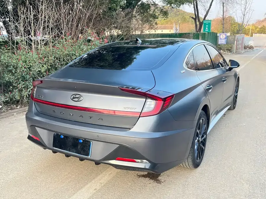 Hyundai Sonata 2022 Sonata 270TGDi DCT 20th Anniversary Edition 2022 — миниатюра 2