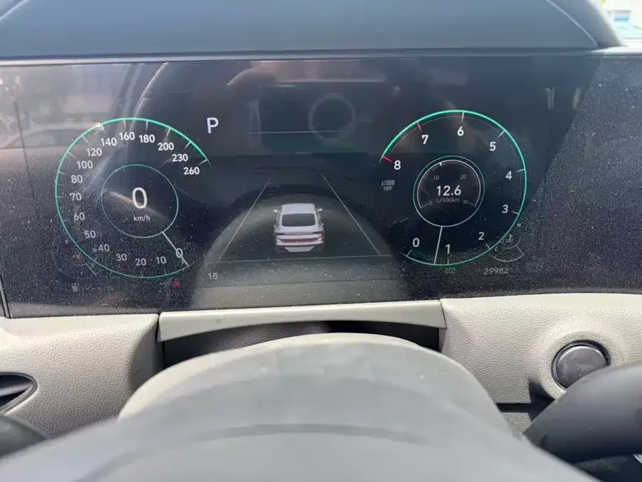 Hyundai Sonata 2022 Sonata 270TGDi DCT 20th Anniversary Edition 2023 — миниатюра 5