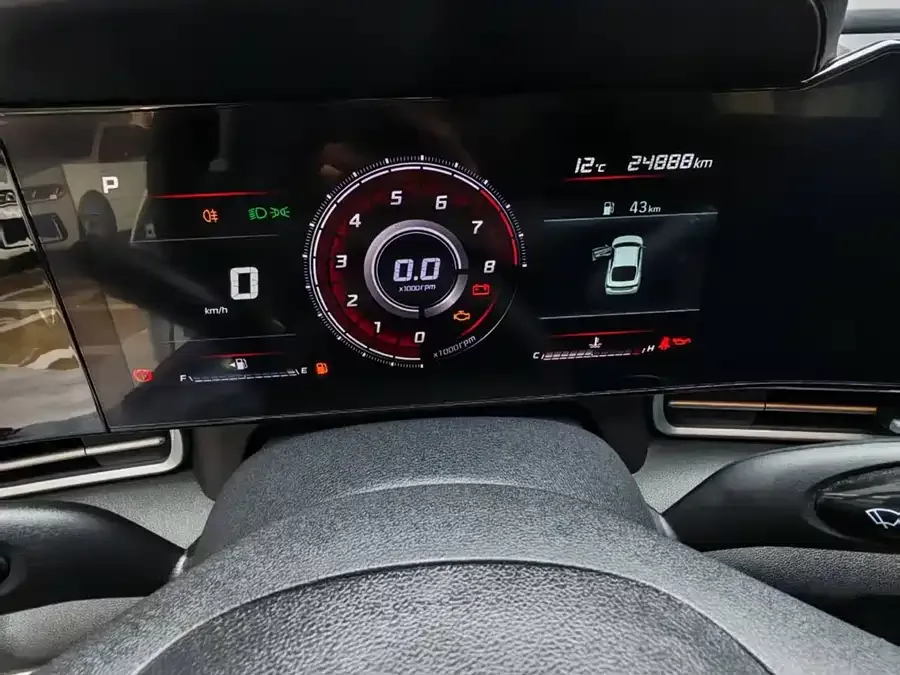 Hyundai Elantra Elantra 2022 1.5L CVT LUX Premium Edition 2022 — миниатюра 4
