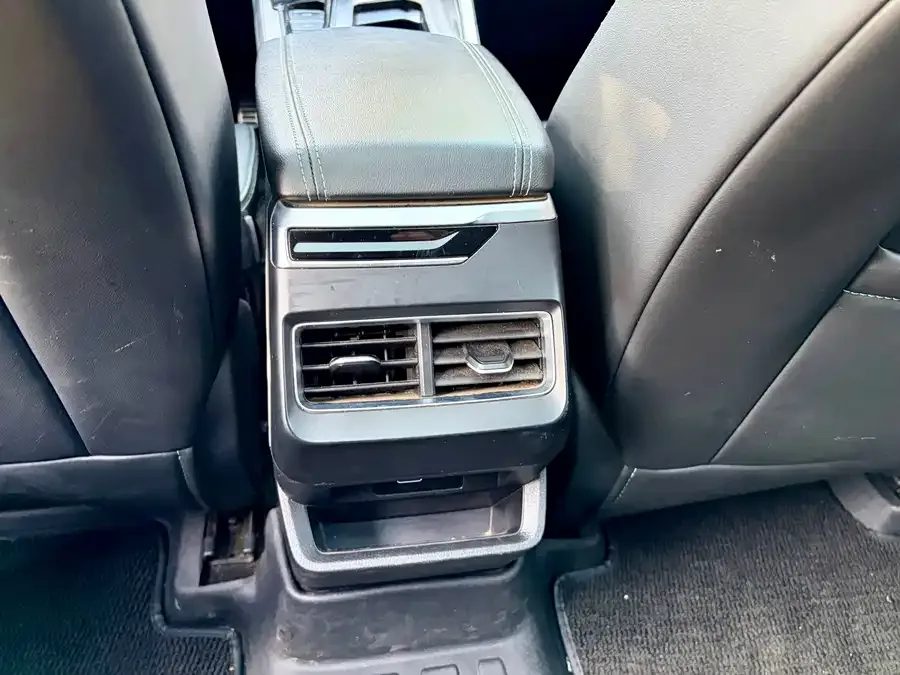Geely Xingrui Xingrui 2023 2.0TD only available in green version 2023 — миниатюра 3
