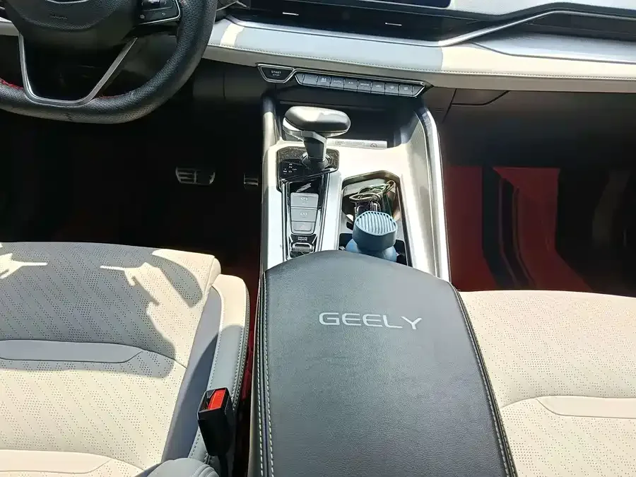 Geely Xingrui Xingrui 2023 2.0TD Premium Edition 2023 — миниатюра 3