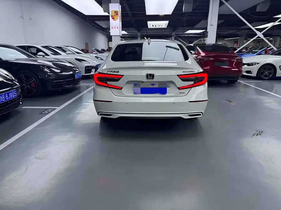 Honda Accord 2022 Accord Hybrid 2.0L Sharp Edition 2023 — миниатюра 4