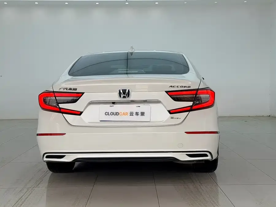 Honda Accord 2022 Accord Hybrid 2.0L Sharp Edition 2023 — миниатюра 2