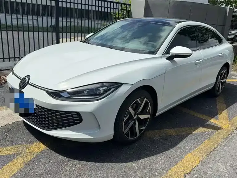 Volkswagen Lamando Lingdu 2023 Lingdu L 280TSI DSG Hot Edition 2023 — фото 1, купить с доставкой в Москву