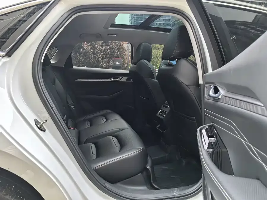 Geely Xingrui Xingrui 2023 2.0TD Luxury 2022 — миниатюра 3