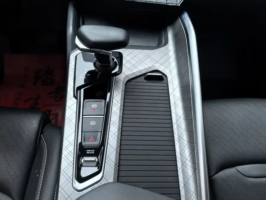 Geely Xingrui Xingrui 2023 2.0TD Luxury 2022 — миниатюра 5