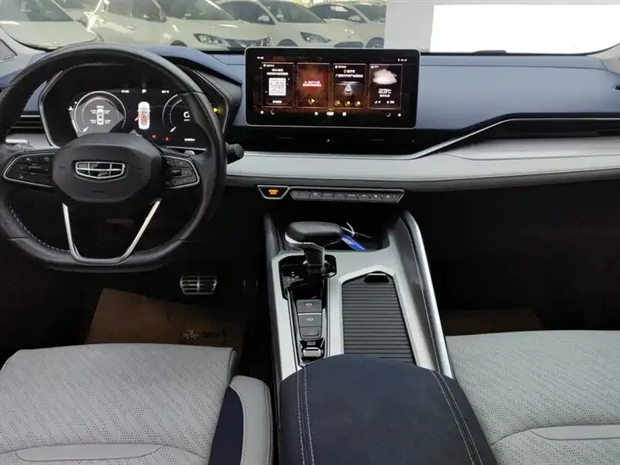 Geely Xingrui Xingrui 2021 Model 2.0TD Premium Edition 2022 — миниатюра 4