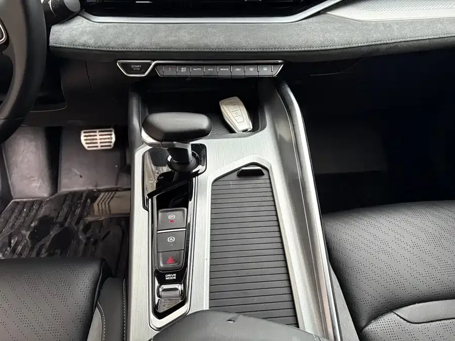 Geely Xingrui Xingrui 2024 2.0TD Qingyun Edition 2023 — миниатюра 4